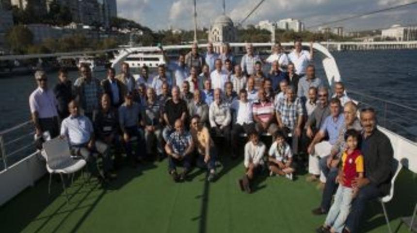 80 Askerlik Arkadaşı 28 Yıl Sonra Buluştu