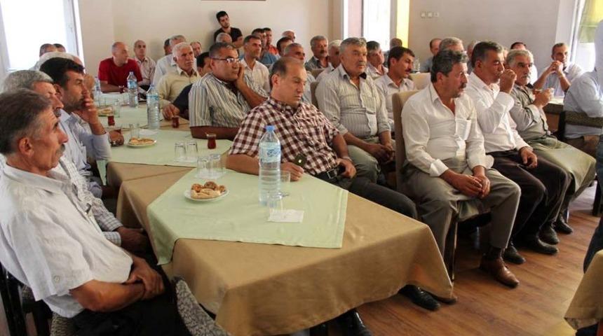 Milletvekili Yetiş Muhtarlarla Sulama Sorununu Masaya Yatırdı