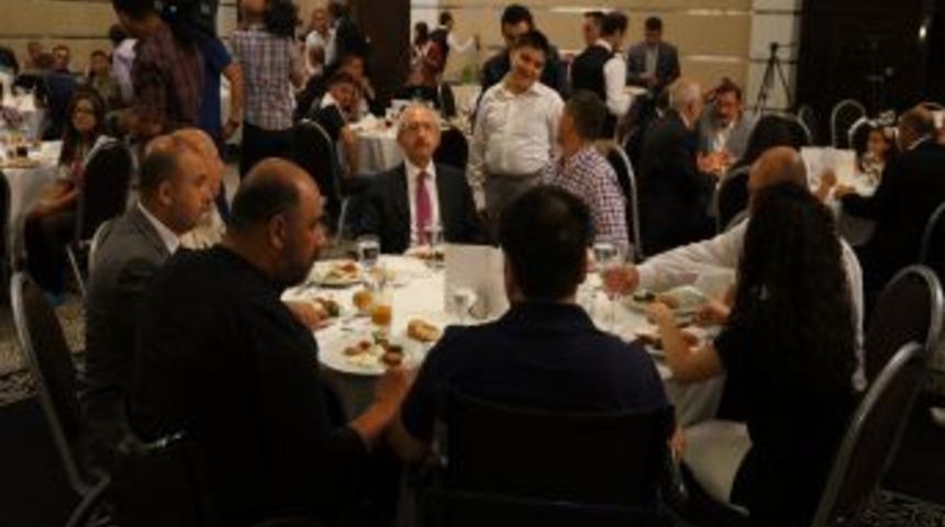 Kılı&ccedil;daroğlu, Gazilerle Bir Araya Geldi