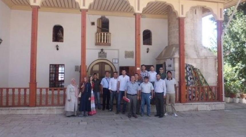 Aday &Ouml;ğretmenlere &lsquo;uyum&rsquo; Gezisi