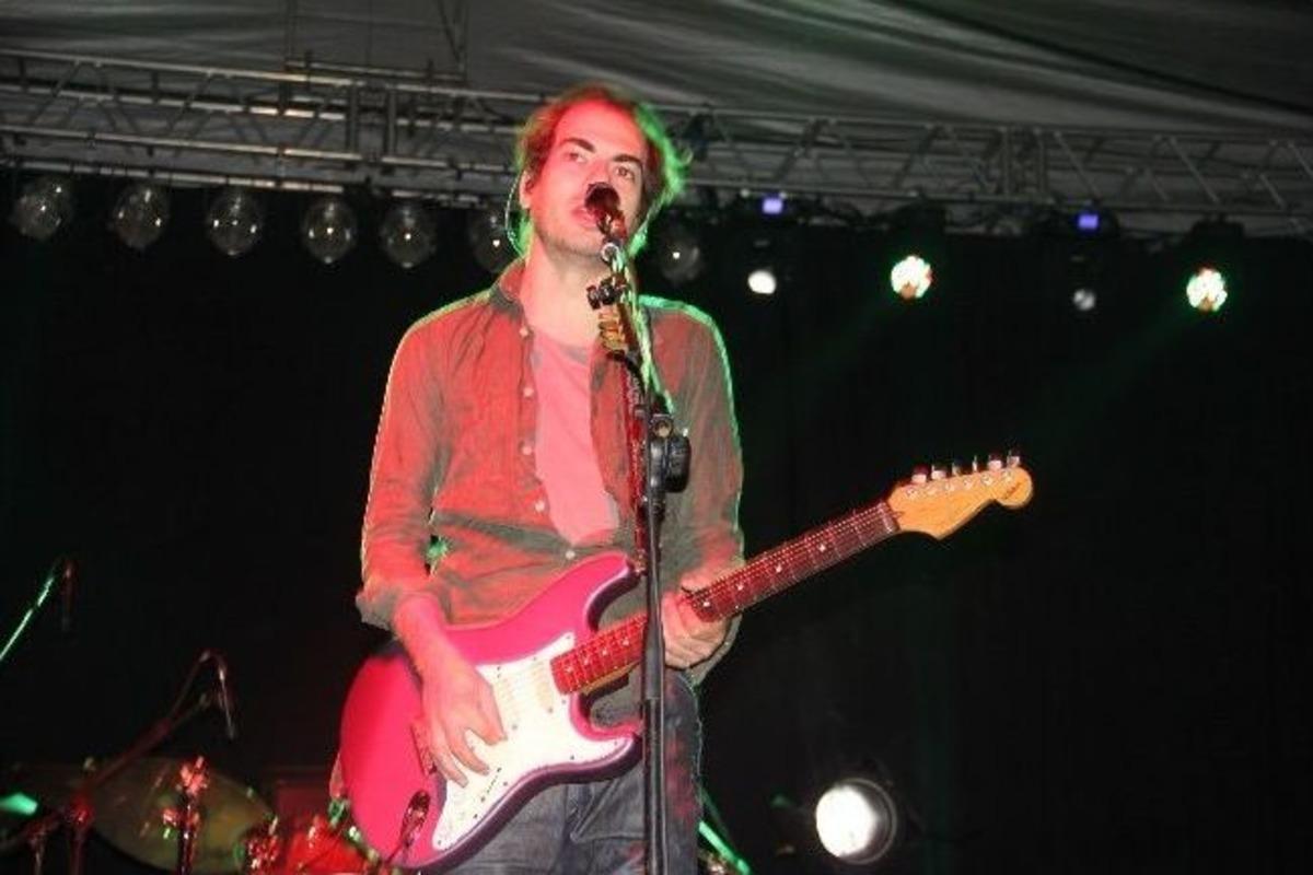 Eğitim &Ouml;ncesi 'mor Ve &Ouml;tesi'