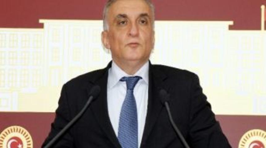 Uzunırmak; &ldquo;şehit Olur &Ouml;lmeyiz, Gazi Olur Unutulmayız, Ezan Olur Dinmeyiz&rdquo;