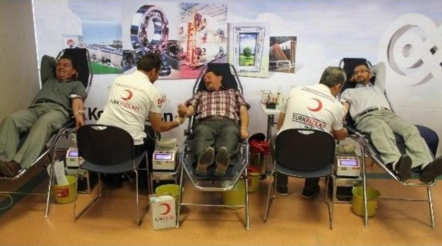 Kombassan&rsquo;dan Kızılay&rsquo;a Kan Bağışı