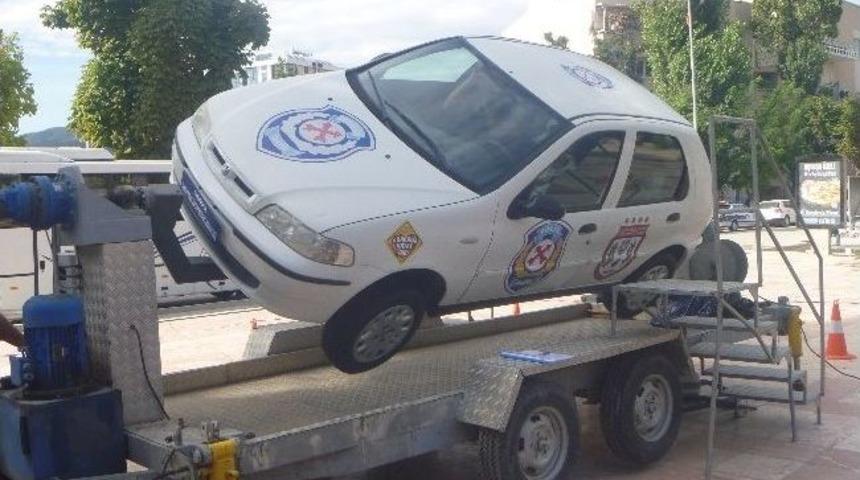 Bilecik&rsquo;te Sim&uuml;lat&ouml;rle Emniyet Kemeri Eğitimi