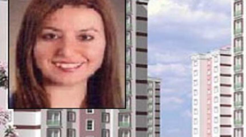 Gen&ccedil; &ouml;ğretmen 12'inci kattan atlayarak intihar etti