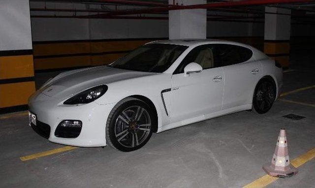 İşsiz Porsche'li Örgüt Lideri