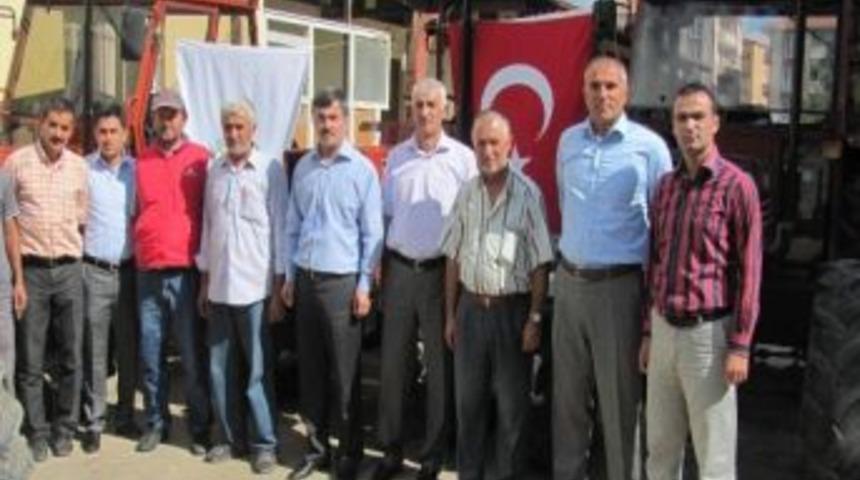 Kooperatiften 4 Ortağa Trakt&ouml;r