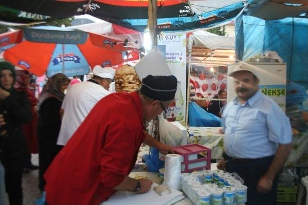 Osmaneli'de Geleneksel Panayır Bu Yıl Da Kuruldu