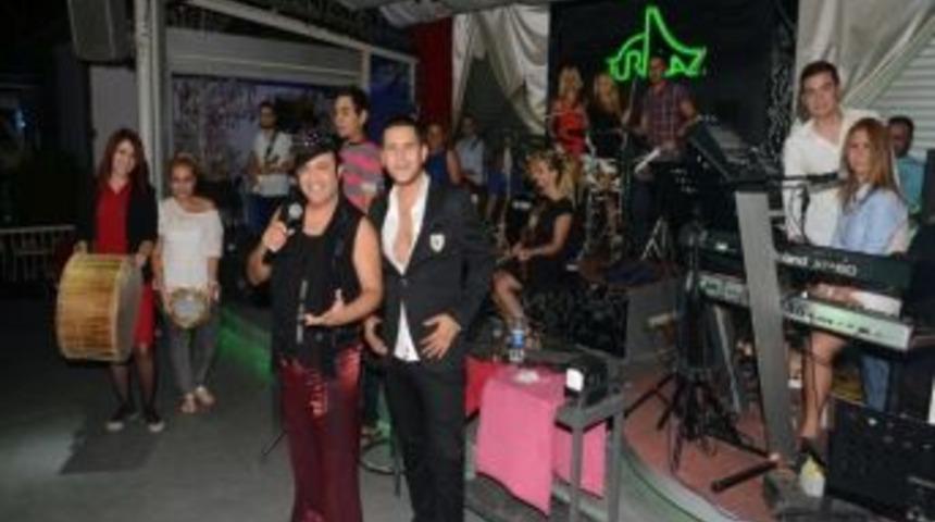 Mikrop Hikmet Coşturdu