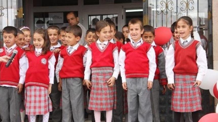 Ahlat&rsquo;ta İlk&ouml;ğretim Haftası Kutlandı