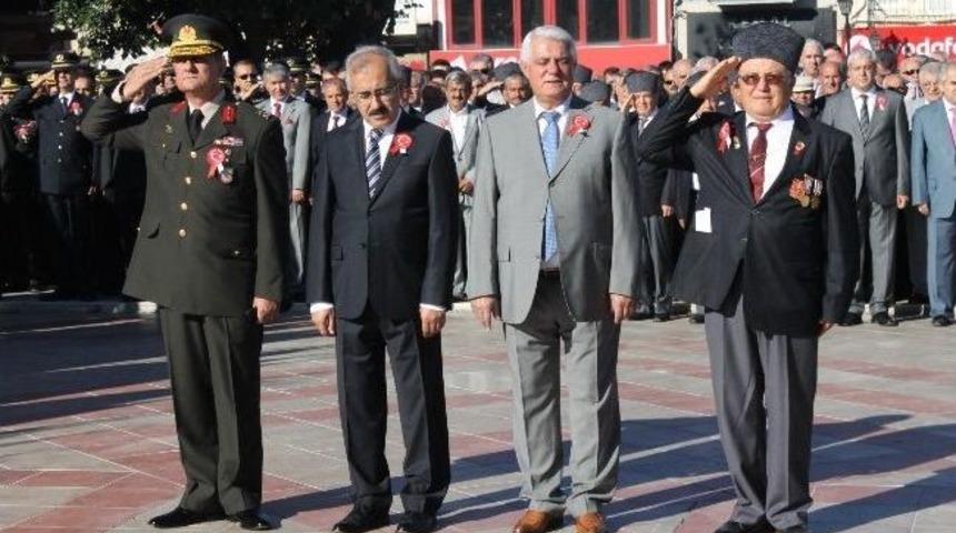 Edirne&rsquo;de Gaziler G&uuml;n&uuml; T&ouml;renle Anıldı