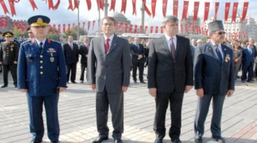 'Gaziler G&uuml;n&uuml;' T&ouml;renle Kutlandı