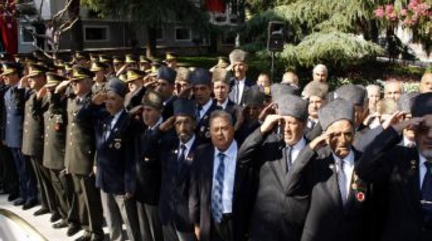 Gazileri Duygulandıran Kutlama