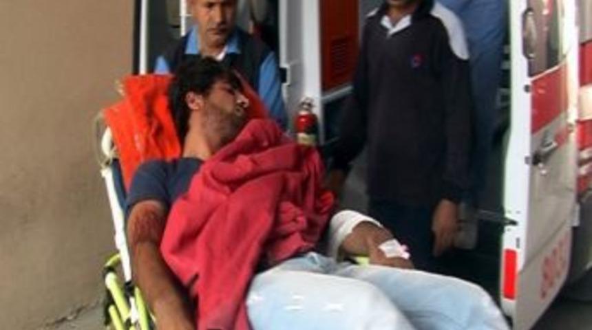 20 yaşındaki gen&ccedil;, v&uuml;cudunu keserek intihara teşebb&uuml;s etti