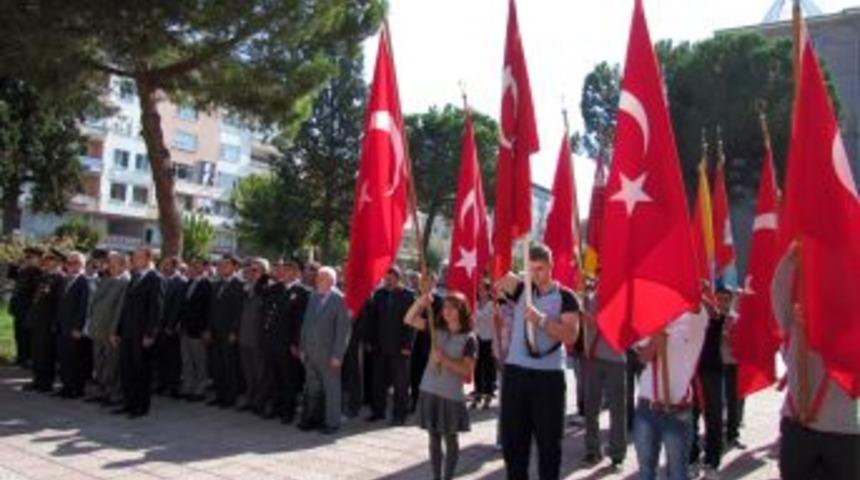 Gaziler G&uuml;n&uuml; 'Gazisiz' Kutlandı