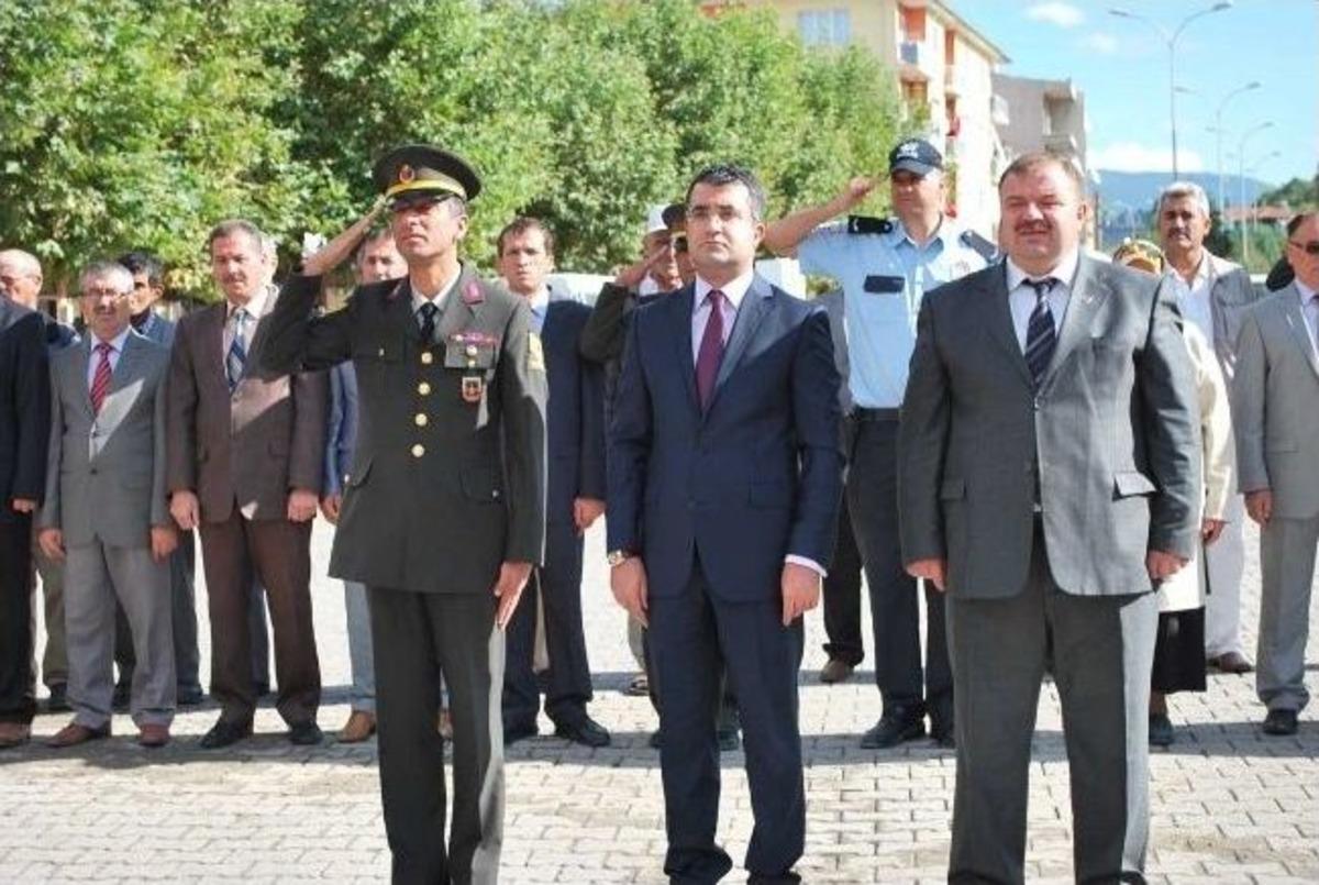 Pazarlar&rsquo;da Gaziler Haftası T&ouml;renlerle Kutlandı