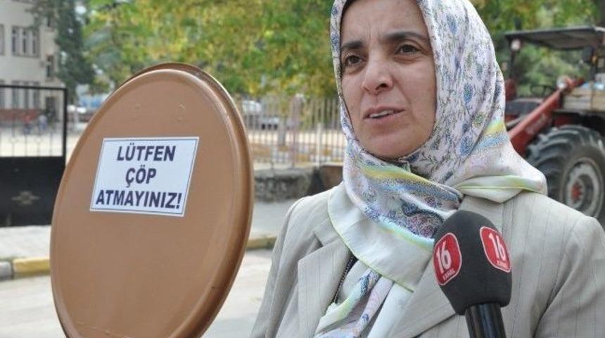 Bayat Ekmek Dışında Her Şey Var