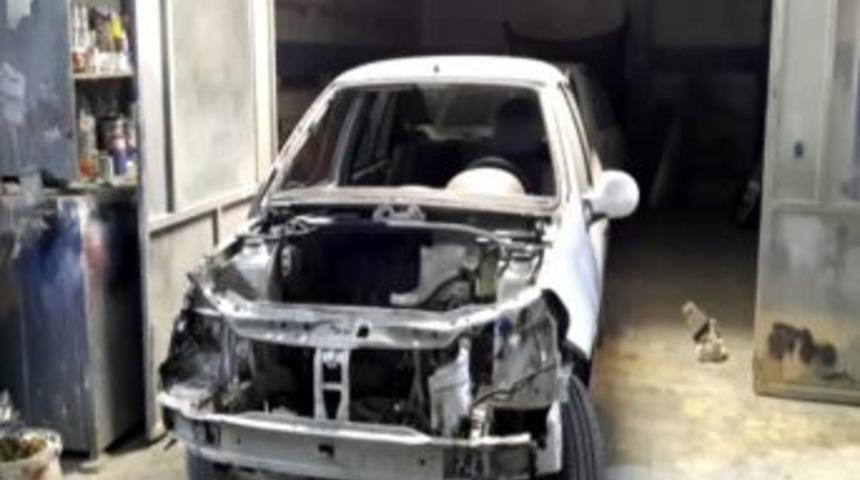 &Ccedil;aldıkları Otomobillere Şasi Numarası Basmışlar