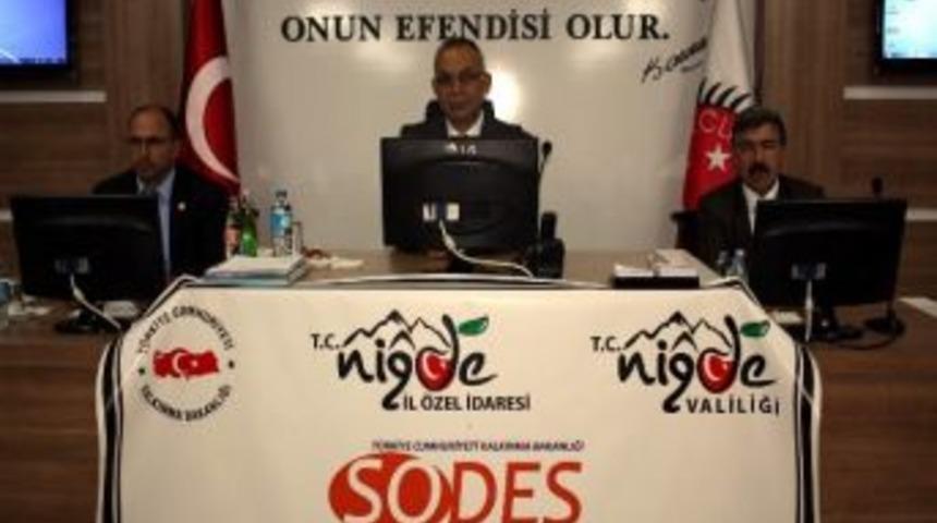 Niğde&rsquo;de 11 K&ouml;ye Sosyal Destek