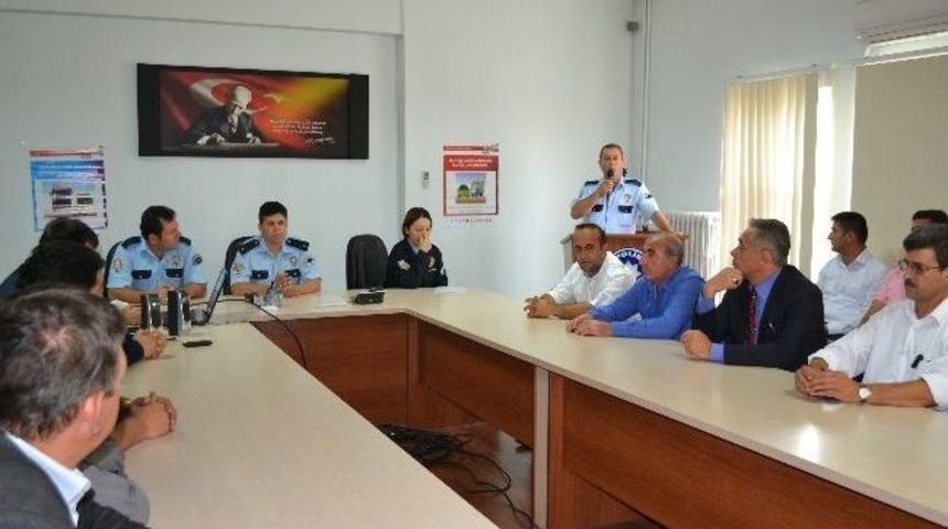 Alaplı'da Okul Servis Şof&ouml;rlerine Eğitim Semineri