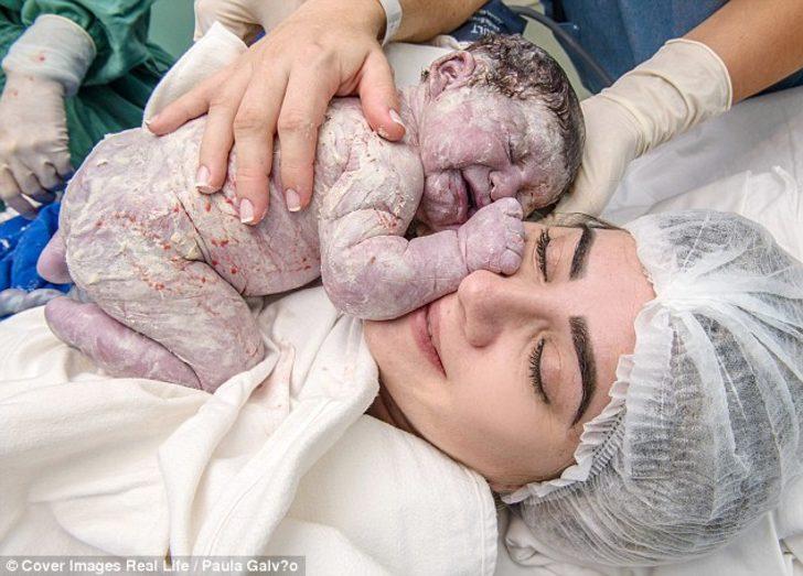 Acı, azim, rahatlama ve sevinç! İşte doğum anının benzersiz dakikaları G5