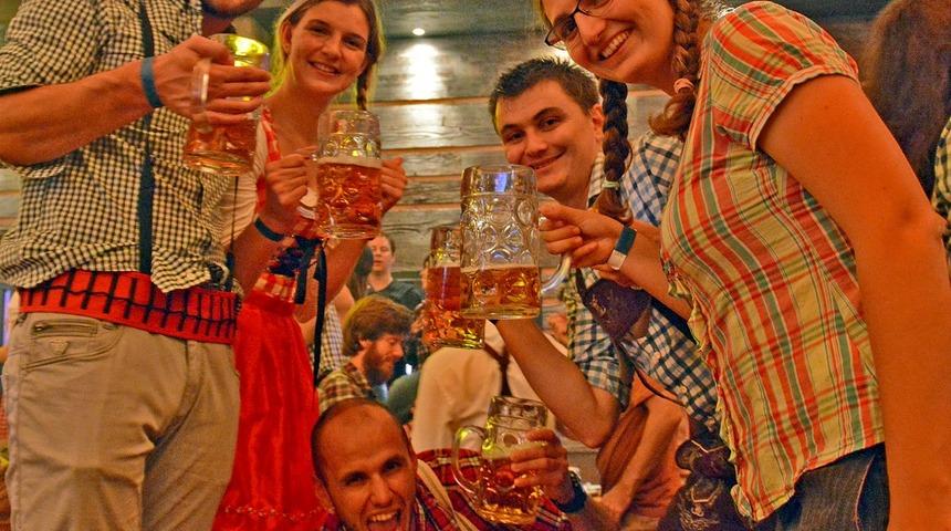 Münih'te Oktoberfest hazırlıkları başladı