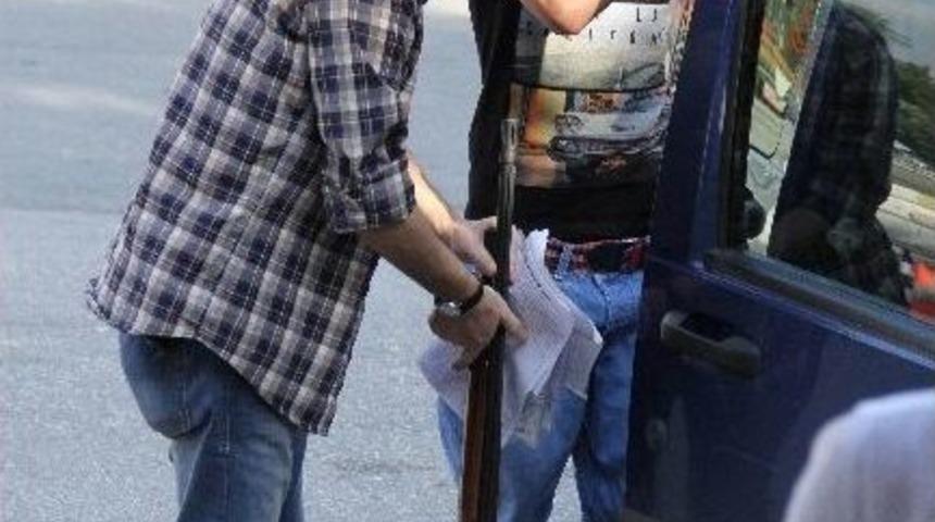 Gazino &Ouml;n&uuml;nde Silahlı Kavga: 6 G&ouml;zaltı