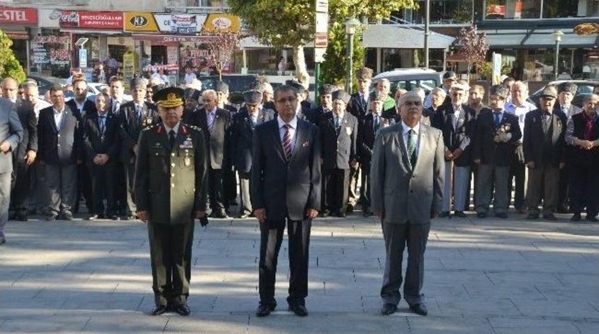 &Ccedil;orlu&rsquo;da Gaziler G&uuml;n&uuml; T&ouml;renle Kutlanıldı