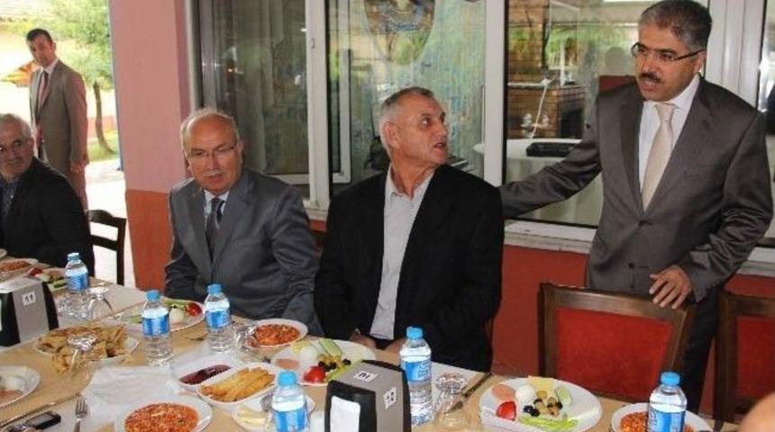 Gazilere Anlamlı Kahvaltı