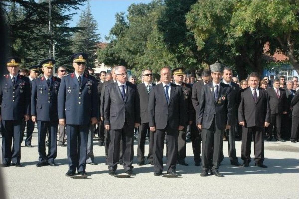 Gaziler G&uuml;n&uuml; Kutlandı