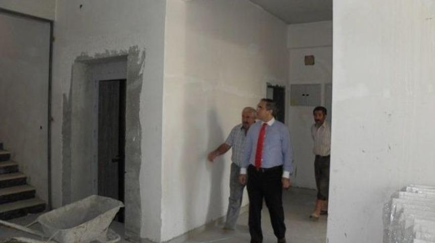 Kaymakam Beyazyıldız Yurt İnşaatını İnceledi