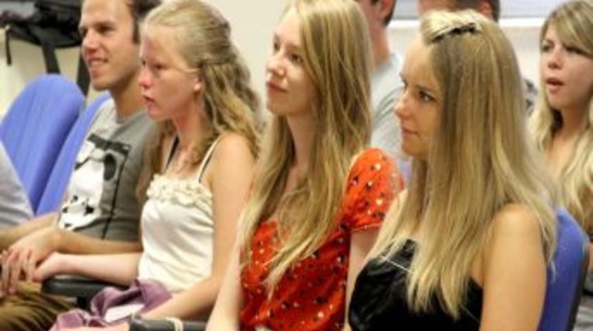 PA&Uuml;&rsquo;den Erasmus &Ouml;ğrencilerine 'Yoğun T&uuml;rk&ccedil;e Kursu'