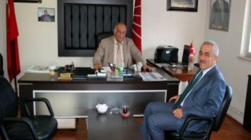 Karakurt&rsquo;tan CHP Ve MHP Grubuna Ziyaret