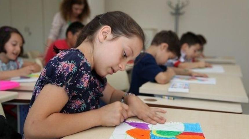 Sosyal Gelişim Merkezi&rsquo;ne Kayıtlar Devam Ediyor