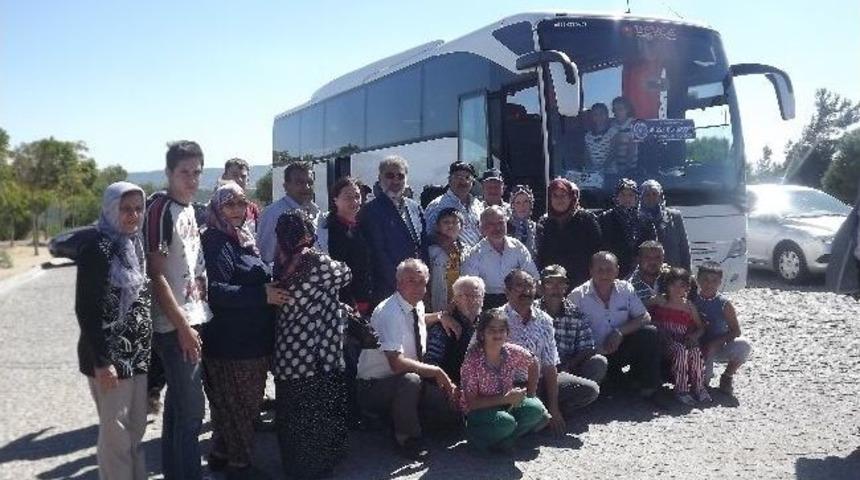 Muhtarlığın Organizasyonuyla &Ccedil;anakkale&rsquo;yi Gezdiler