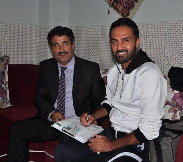 Sorgun Belediyespor Futbolcuların Alacakları Ödendi