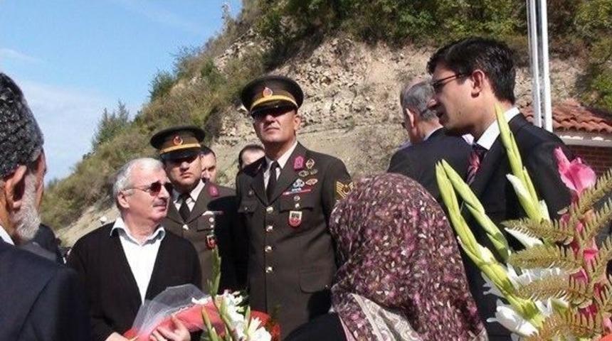 Abana Gazilerini Unutmadı