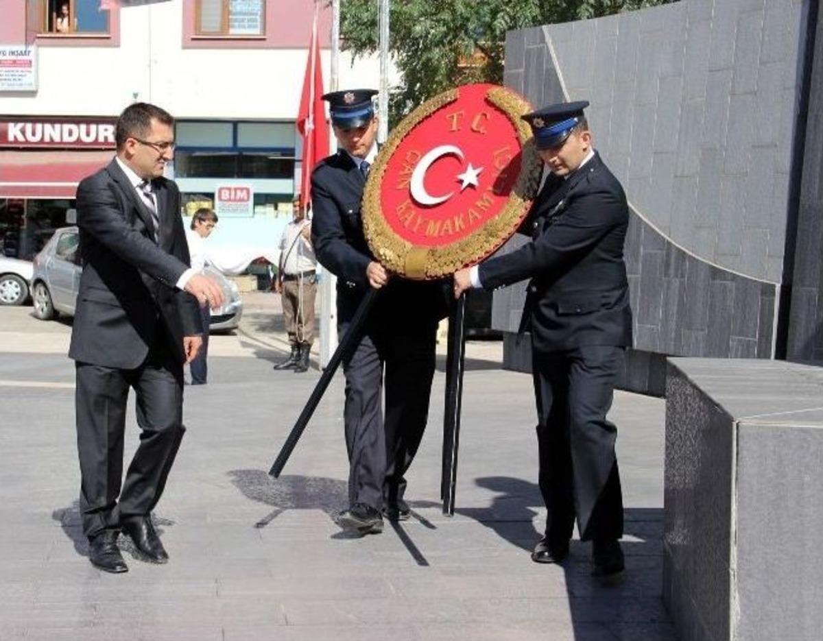 Gaziler G&uuml;n&uuml; &Ccedil;an&rsquo;da T&ouml;renle Kutlandı