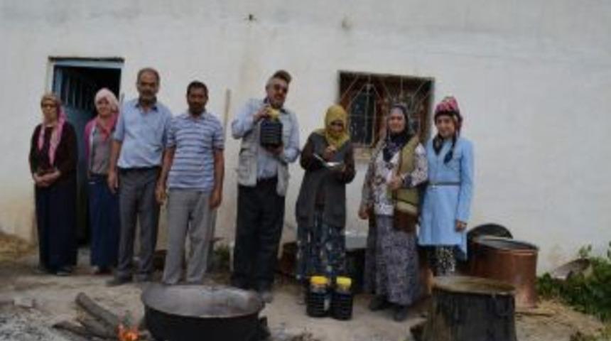 Bağ Bozumuyla Birlikte Pekmez Yapımı Başladı