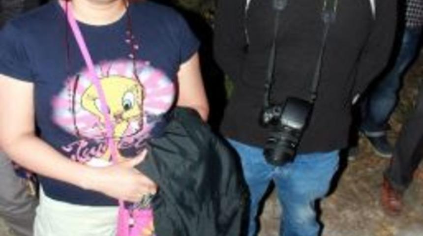 &Ouml;ld&uuml;r&uuml;len Japon Turist İ&ccedil;in Anma Y&uuml;r&uuml;y&uuml;ş&uuml;