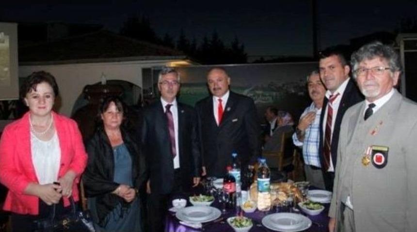 Başkan &Ccedil;ağlayan Şehit, Gazi Ve Aileleri İle Bir Araya Geldi