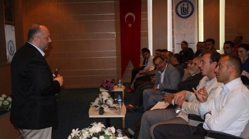 Bayburt &Uuml;niversitesi&rsquo;nde &ldquo;g&uuml;neş Enerjisinden Elektrik &Uuml;retimi&rdquo; Konferansı