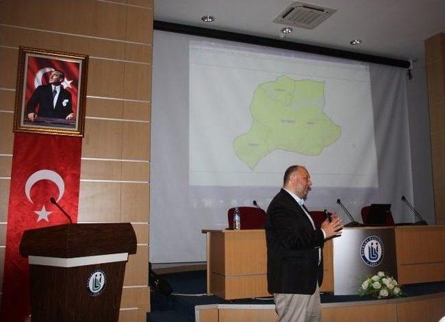 Bayburt Üniversitesi’nde “güneş Enerjisinden Elektrik Üretimi” Konferansı