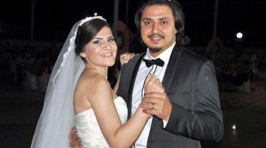 Talay Ve K&uuml;&ccedil;&uuml;ksayan Ailelerinin Mutlu G&uuml;n&uuml;