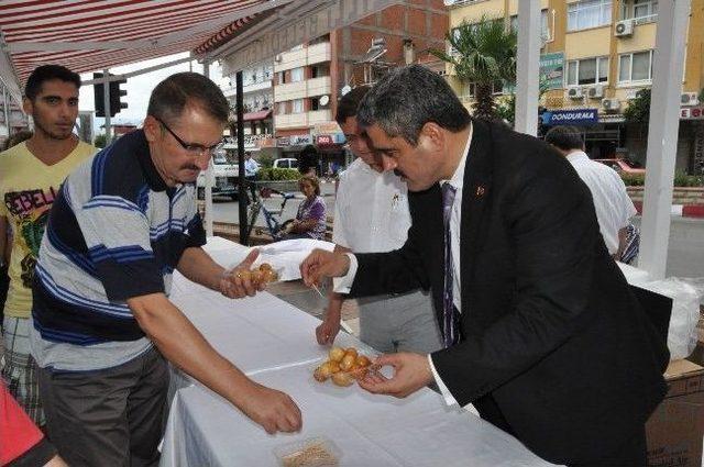 Nazilli de Menderes İ&ccedil;in Lokma Hayrı Yapıldı 1
