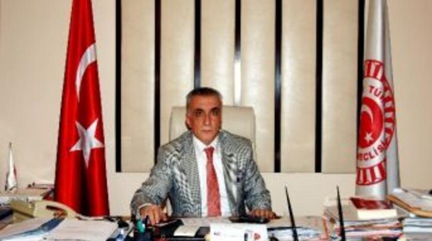 Mhp&rsquo;li Uzunırmak&rsquo;tan Uzunırmak&rsquo;tan Dışişlerine Amblem Sorusu