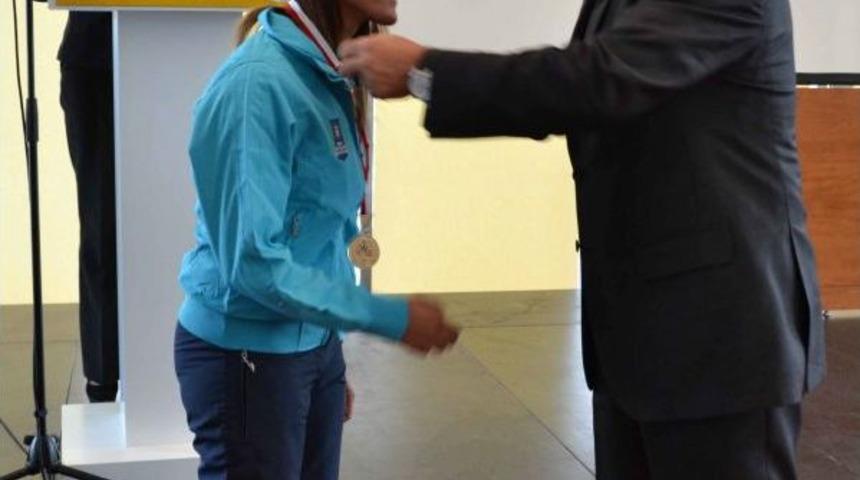 K&uuml;lt&uuml;rpark&rsquo;ta Gazi Koşusu D&uuml;zenlendi