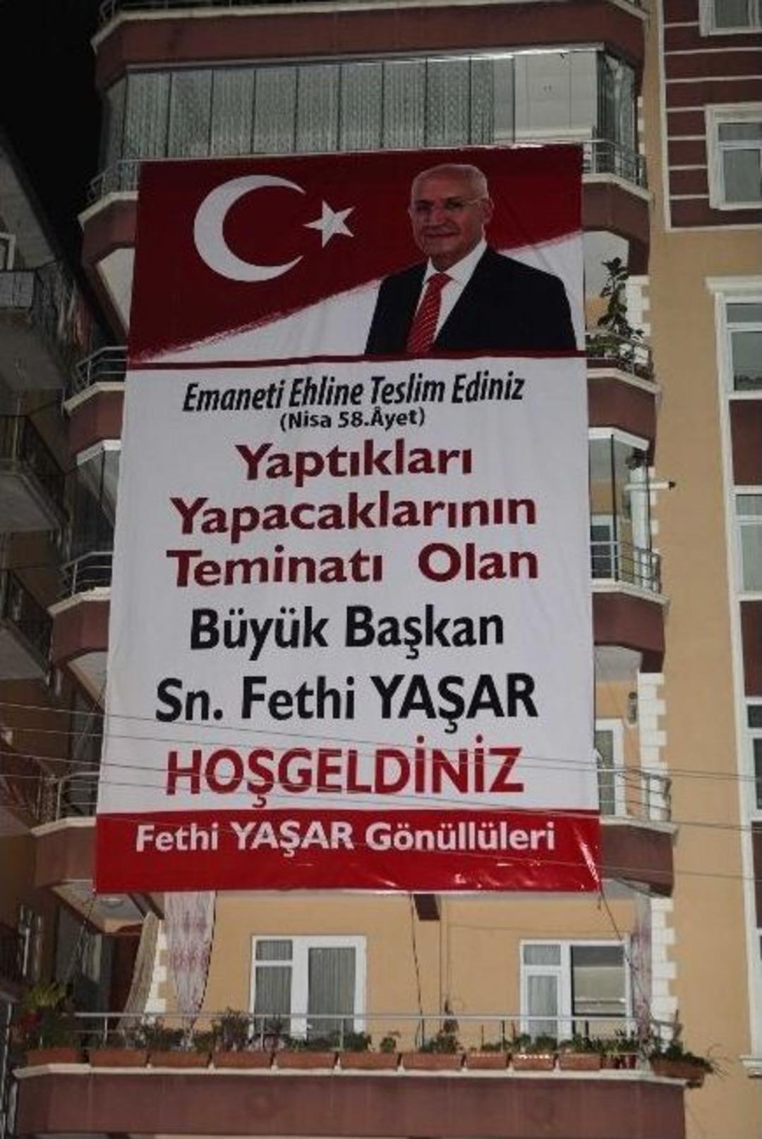 Başkan Yaşar, Yeşilevler Site Toplantısına Katıldı