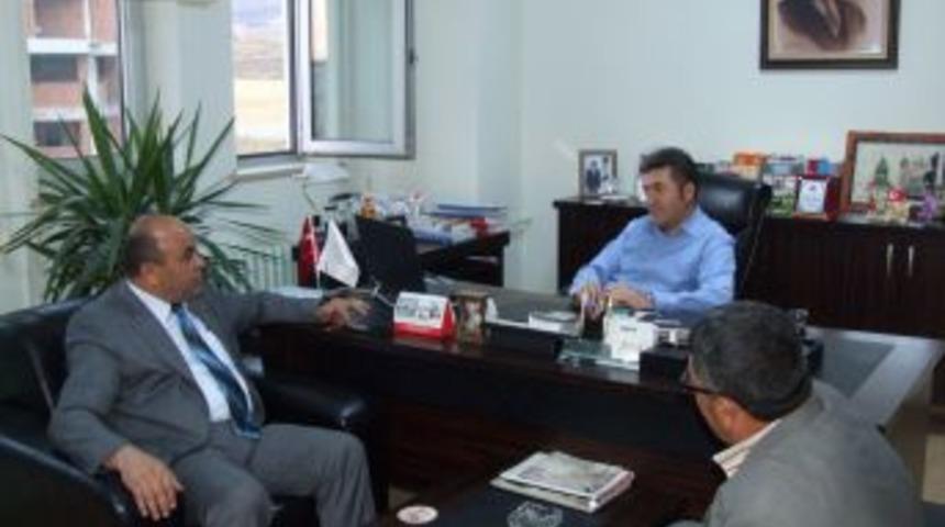 YOGSİAD Derneği Başkanı &Ccedil;elik: &Uuml;niversite &Ouml;ğrencilerine Sahip &Ccedil;ıkmalıyız