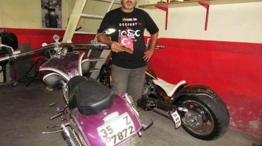 &Ouml;demişli Motosiklet Tasarımcısı Festivallere Hazırlanıyor